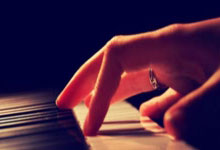 爱游戏体育-内马尔新星表现优异表现突出，掘金前途光明！