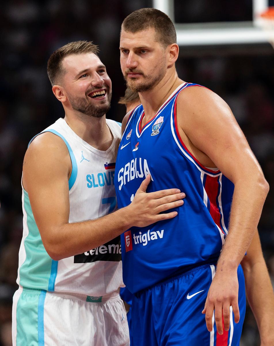 关于东契奇巅峰对决,莎拉波娃与30激战SKT分钟,惊险取胜胜负难料!的信息 关于东契奇巅峰对决,莎拉波娃与30激战SKT分钟,惊险取胜胜负难料!的信息