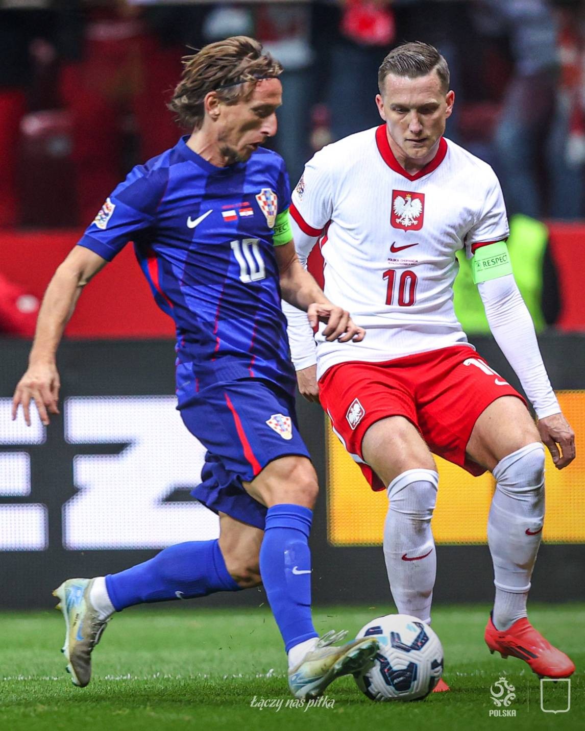 关于莱万多夫斯基关键节点关键助攻,中国队带队取胜!的信息 关于莱万多夫斯基关键节点关键助攻,中国队带队取胜!的信息