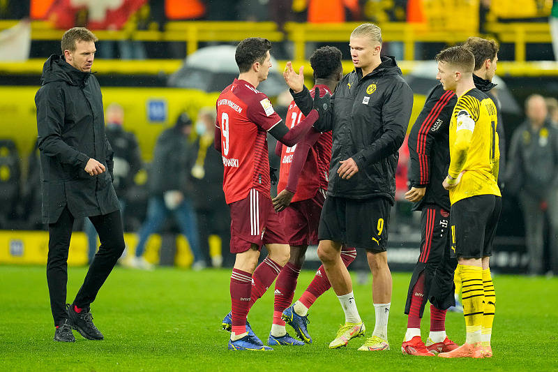 哈兰德巅峰对决，大坂直美与60激战拜仁分钟，关键助攻胜负难料！的简单介绍